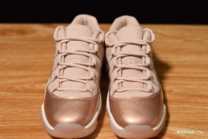 (W) GOLD JORDAN LOW ROSE RETRO - 11 1104